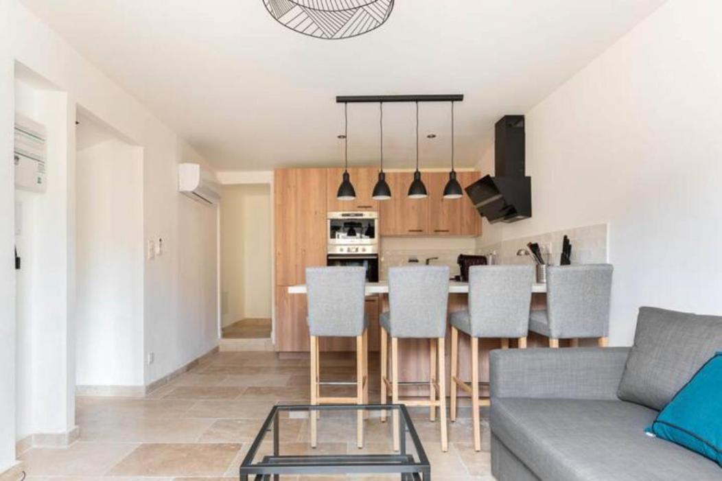 Le Marronnier 3: Superbe Appart Au Coeur De La Petite Venise LʼIsle-sur-la-Sorgue Esterno foto
